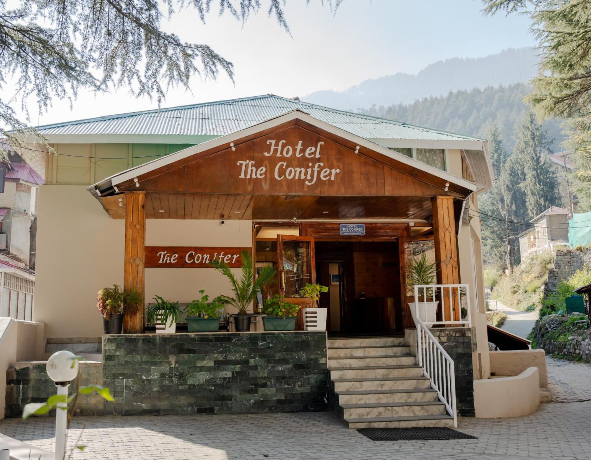The Conifer Hotell Manāli Exteriör bild